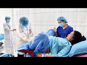 Birth Vlog | Powerful Mom During Labor | The Hardest Push Before Birth