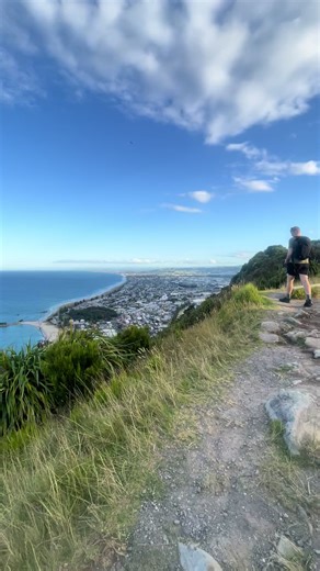 Exploring the Scenic Beauty of Mount Maunganui, New Zealand