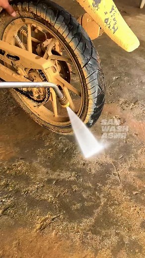 1.8M views · 5.4K reactions | Cuci motor Suzuki Satria F 150 yang sangat kotor berlumpur 2311 #asmr #satisfying #detailing | Kaharsan Kaharsan | Facebook