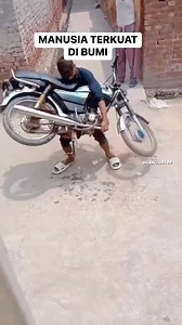 manusia terkuat di bumi🤣 #fyp #komedi #viral @sorotan | Bang Jono
