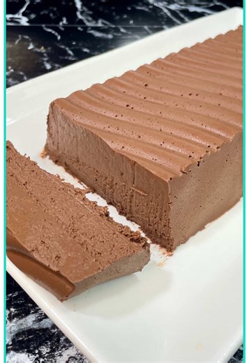 Mousse au chocolat facile avec seulement 2 ingrédients