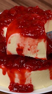 13K views · 129 reactions | Creamy dessert with powdered milk and strawberry! Easy and very simple to make #foryoupageviralシ゚ #recipes #dessert | Recognizing Master | Facebook