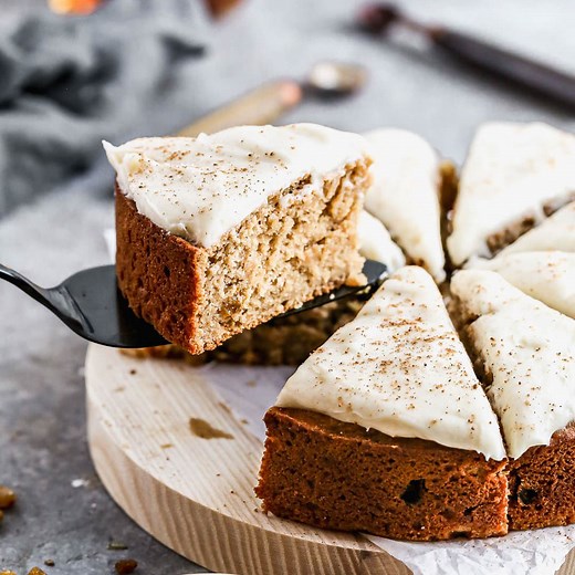 RECIPE: https://www.wellplated.com/applesauce-cake/ This healthy applesauce cake is extra moist, easy, and packed with cozy spices! Old-fashioned flavor that's perfect for dessert or afternoon treats. | Well Plated