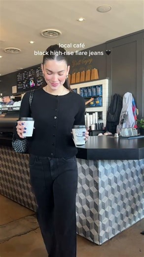 I feel most confident in my ‪@anthropologie‬ flares #anthropartner #destinationdenim 🫶🏼