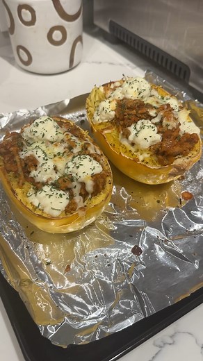 32 reactions · 15 shares | Ready to squash mealtime madness? ️ Try this deliciously simple spaghetti squash recipe, featuring Bertolli® Rustic Cut Roasted Garlic Sauce! #Bertolli #spaghettisquash #dinnerideas | Bertolli | Facebook