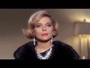 08 Lady in fur coat in MISSION IMPOSSIBLE