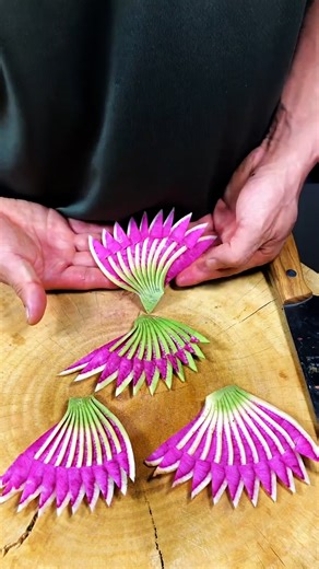 Watermelon radishes that have an appealing color are great for making salads. Here's how a creative Chinese chef carves these vegetables into edible plate decorations. #SharedFuture10Years #TheNewSilkRoad #FunChina #Delicacy | China Plus Culture