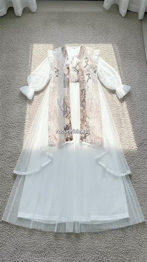 Gamis Elegan untuk Lebaran 2026