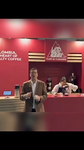 #EsNoticia | El gerente de la Federación Nacional de Cafeteros, Germán Bahamón, anunció que Colombia será la sede del World of Coffee 2027, la feria internacional más importante de la industria cafetera. Por primera vez en la historia, este evento de talla mundial llegará a América Latina, consolidando al país como epicentro global del café. | DiariOriente