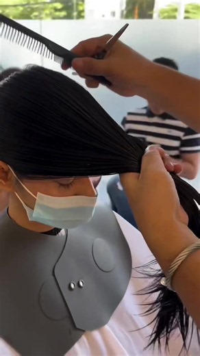 How To Cut A Shaggy Layer Hairstyle R 😍😍 video by @hecktors_salon ✍️✍️ ✍️❤️ #shorthair #shorthairideas #hairtutorial #pixiecut #bobhaircut