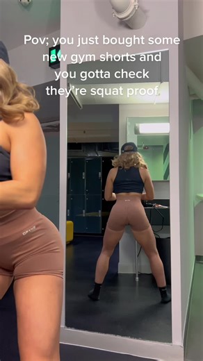 Who else is the gym changing rooms checking the gym gear isn’t see through and I’m safe and secure to do those good mornings 🤣 #gym #workout #fitness #fitnessmotivation #flexible #flexibility #flexeveryangle