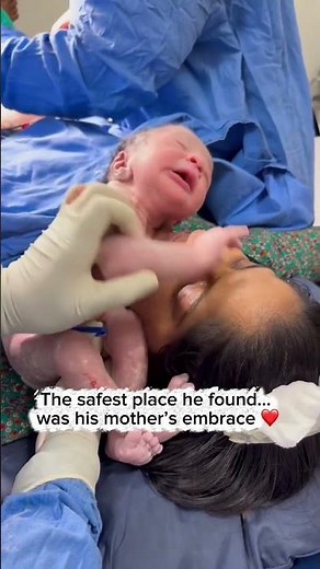 The Baby Wouldn’t Stop Crying… Until Mom Held Him ❤️😭
