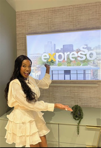 And so the journey to becoming the next @Top Billing presenter & taking over your screens begins! 🤩🎥 I had so much fun as the guest presenter on @Expresso Show to talk all about making it to the Top 40 for the presenter search & show off a bit of my skills - is this even real life?!🥹🤭 #fyp #topbillingpresentersearch #behindthescenes #dayinmylife #tiktoksouthafrica