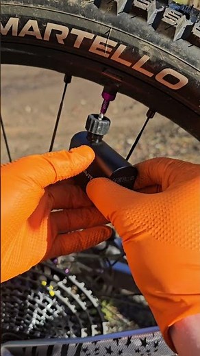 ELECTRIC PUMP NAVITEL AIR 12 PRO AND AIR 12 MINI #bicycleguest #navitel