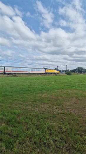 Stunning NS Vectron and IC DB AG Wagons Showcase