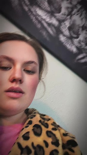 Amy (@amywilson311)’s videos with Monster by Rihanna - flighthouse