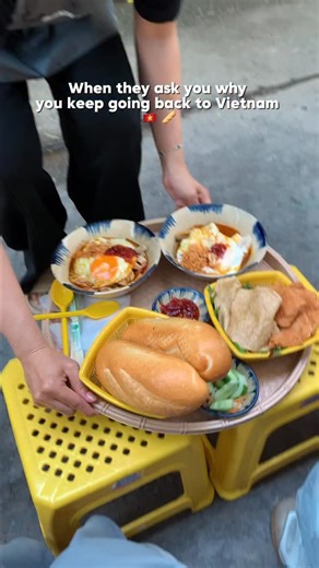 Vietnam Gold Pass ✈️ on Instagram: "POV: You thought Banh Mi was just a sandwich 🥖 Welcome to Bánh Mì Chấm (Dipping Bread) Instead of stuffing everything inside, you get a warm, crispy baguette and a bowl of pure magic: 🍳 Runny eggs 🥩 Pate & toppings 🌶️ Savory sauce You tear, you dip, you eat. It is the ultimate interactive breakfast 📍 Save this hidden gem: Banh Mi Cham Hung Tubes - 315/18 Hai Ba Trung Street, District 3 Sandwich or Dipping? Which way do y