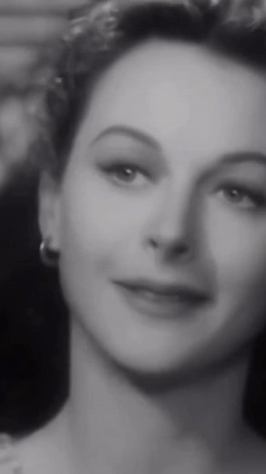 Hedy Lamarr in the film noir classic 🎥 The Strange Woman (1946) now also available in COLOR #hedylamarr #hedy #lamarr #colorized #colorizedmovie #vintage #movieclip #moviescene #moviequotes #moviequote #oldhollywood #classicmovies #classichollywood #filmnoir #femmefatale #vintagemovies #hedylamar #actress #strangewoman #beautiful #1950s #1940s #40s #50s