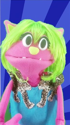 How do you deal with a time travelling toaster? #funnypuppets #puppet #funny #puppetcomedy