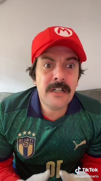 Mario Plays FIFA 21 | Super Mario Gaming Showdown