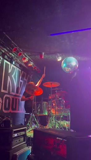 #poison #glam #glamrock #glammetal #hardrock #heavymetal #rocknroll #bluesrock #rock #rocker #metalhead #rockband #hairmetal #poisonband #drum #drummer #drums