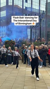 Did you catch the Flash Bab dancers at Colmore Square for @internationaldayofbirmingham 💃 🎥: @bhamupdates #BirminghamUpdates | Birmingham Updates