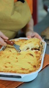 256K views · 9.4K reactions | Hoy te voy a enseñar a preparar: Musaka. #ednaalanis #recetafacil #chef #cocinando | Edna Alanis | Facebook