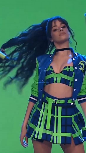 Increíble Performance de Camila Cabello con My Oh My en Español