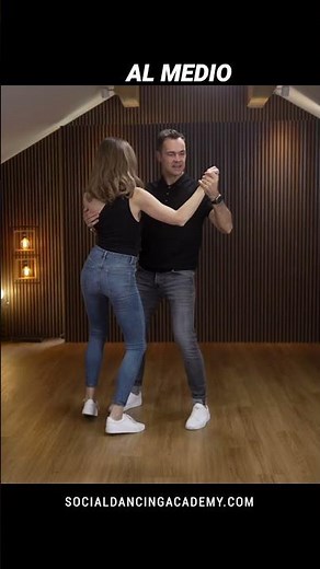 Salsa Cubana Basic Steps im Flow!