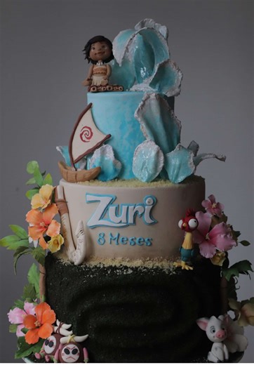 Vem comigo fazer o bolo de oito meses da azure. Confesso pra vocês que é o meu tema favorito até agora, eu amo demais Moana baby. Já me conta aqui o que você achou desse tema e qual foi o seu favorito até agora🎂🌊 #cake #creatorsearchinsights #cakedecorating #confeitaria