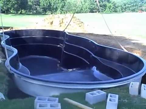 Leisure Pools first deep end fiberglass pool installed in AL