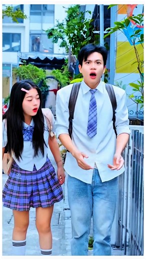 A simple classroom moment turns into total chaos 😳. #schooldrama #classroomchaos #relatable