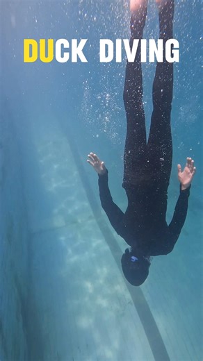 Duck Diving Technique for Deep Water - Swimming Tips for Beginners 🏊🏻 #swimming #underwater