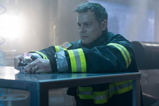 Why did Peter Krause leave '9-1-1'? Tim Minear explains why '9-1-1' killed off Bobby Nash