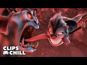 Dracula’s Family FIGHTS Giant Bat Cronies | Hotel Transylvania 2 (Adam Sandler)