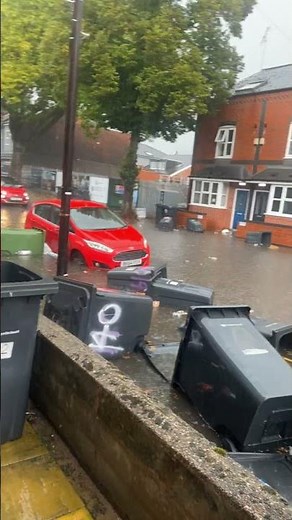Streets flooded in Selly Oak, Birmingham due to heavy rain