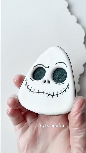 👻Easy Halloween cookie decorating #cookiedecorating #royalicing #satisfying #halloween