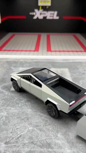 Exploring the Tesla Cybertruck Toy Model Features
