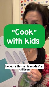 Supervision required 😉 Cooking with kids doesn’t have to mean COOKING. It is easy to give your child SO many food experiences as you prepare food too. (Comment “LEARN” and I’ll DM you a link to this set 😁) other tips: -take food out of the fridge, freezer, or pantry together - open packages with your child - let them take food out of packages and put it into bowls or get it ready for the microwave or oven -talk about what the food feels like (bumpy, sticky, wet, hot, cold, etc.) -let your chil