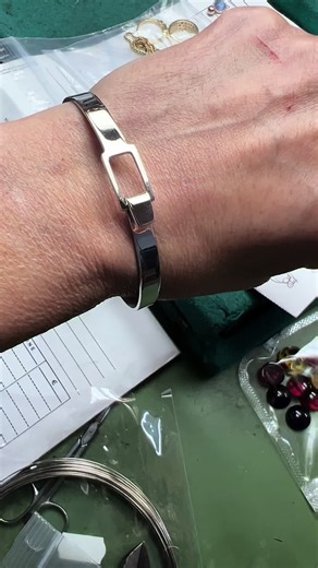 Un bracciale mille storie #jewels #artigianato #silver #napoli