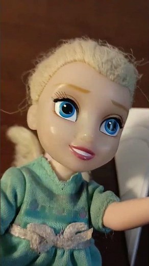 How to Make a Paper Snowflake #3 - Elsia and Annia Christmas #frozen