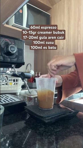 Wajib coba Resep kopi susu gula aren #resepminumankekinian #resepkopi #kopisusugulaaren #kopisusu