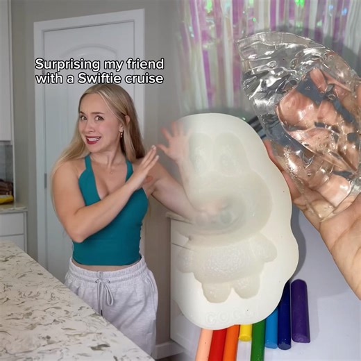 Surprising my best friend with a Taylor swift themed cruise 🤪