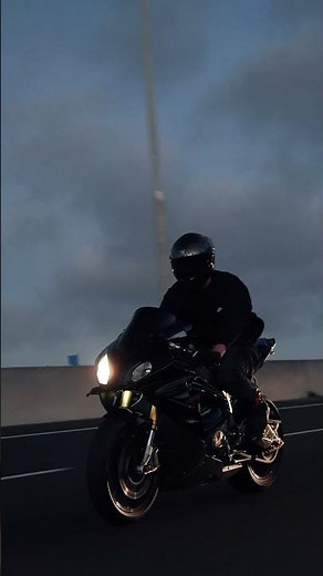 The SGI Phantom Carbon | The Holy Grail of Performance 🔥 #shorts #helmet #bikers