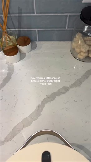 448K views · 3K reactions | viral garlic parmesan popcorn recipe 龍...