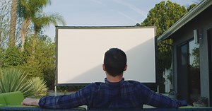 How to extend your home’s Wi-Fi with a mesh network