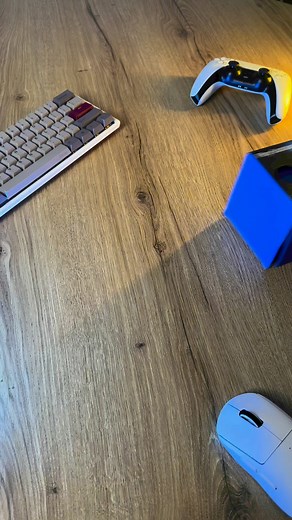 6.6K views · 19 reactions | Optez pour un look élégant avec notre tapis lumineux PlayStation de 80x30 cm, idéal pour un clavier et une souris. Ajoutez une touche de lumière et de gaming vibes à votre bureau ! ✨#tapis #setup #gamingsetup #pcgamer #gameworldtunisie #playstation #gameart | Game World | Facebook