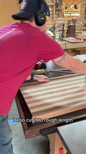 How to make a mitered picture frame border and get the perfect fit.