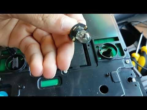 Landcruiser 200 Interior Reading Light Bulb Replacement
