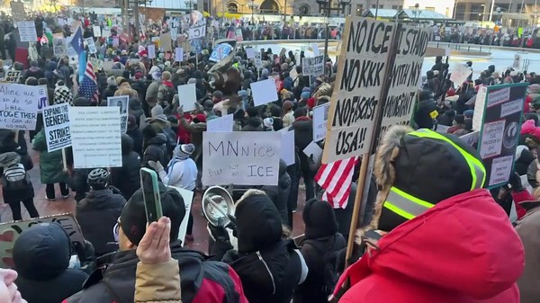Thousands protest against ICE in Minneapolis